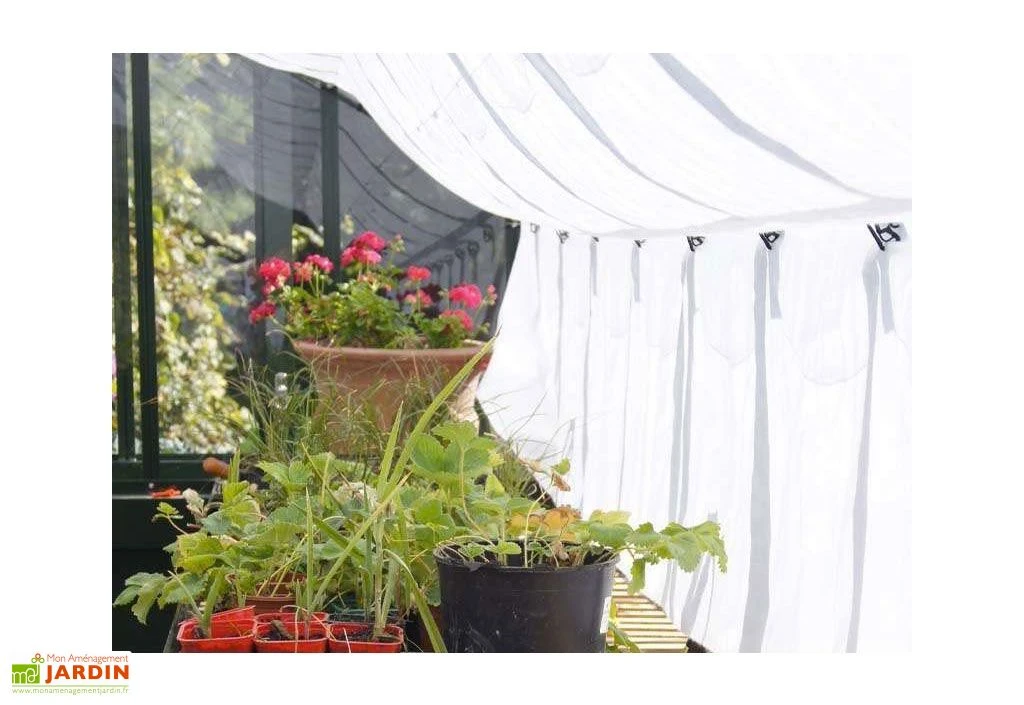 Système D'Ombrage Pour Serres Chambord Et Versailles 1 Système D'Ombrage Pour Serres Chambord Et Versailles